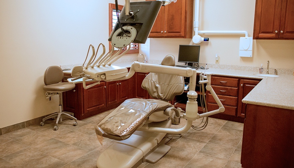 Dental treatment chair